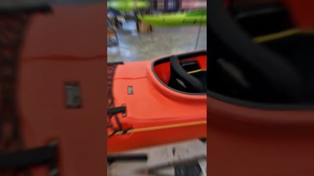 Cómo se fabrica un kayak Prijon con molde por aire смотреть онлайн
