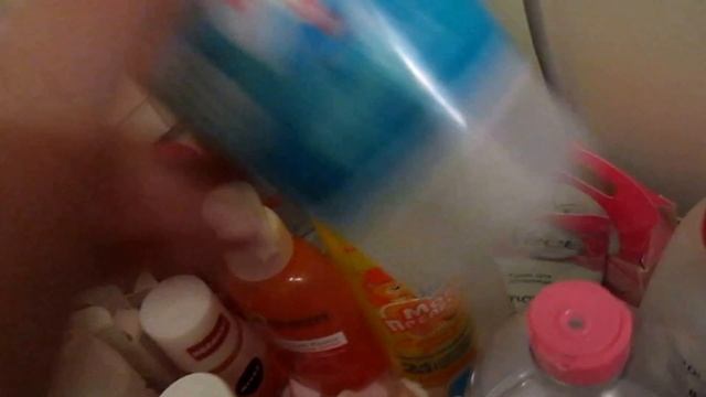 загадочная коробка / уход в ванной смотреть онлайн