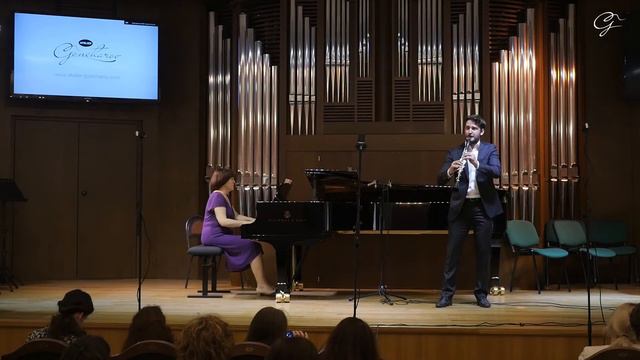 Сен-Санс - соната для кларнета 1я часть - Дмитрий Лиманцев (на кларнете Ателье Гончарова) смотреть онлайн