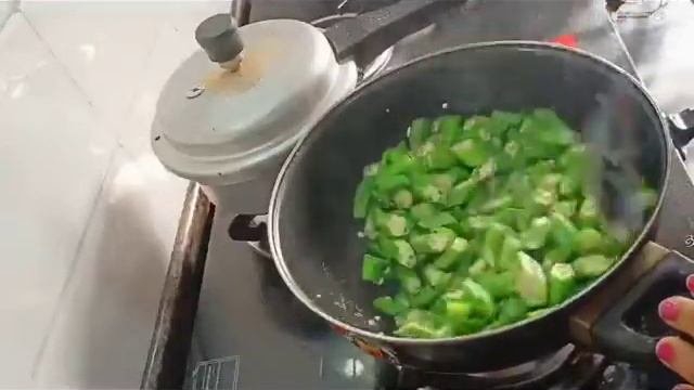 ಬ್ರಹ್ಮಿನ್ ಸ್ಟೈಲ್ ಬೆಂಡೆಕಾಯಿ ಹುಳಿ смотреть онлайн