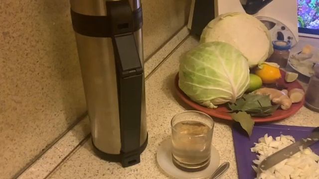 Возвращаем молодость! Капустный компот с красным перцем и лимоном.