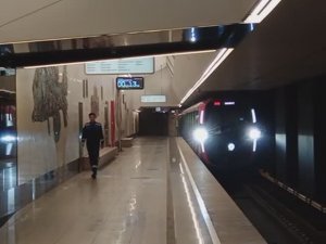 Поезда "Москва-2020" на станции метро Нагатинский Затон
