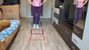 Прыжки из квадрата в квадрат по схемам