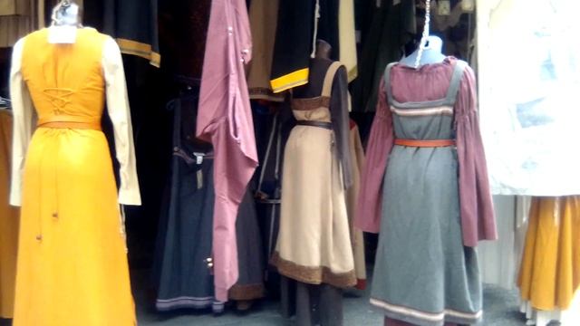 Солнечный Провен/Прованс. Праздник Средневековья, рынок ??, июнь 2023/Provins, Marché ???? Médiéval смотреть онлайн