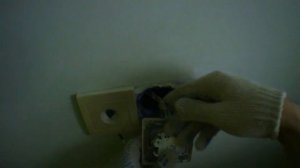 Установка выключателя в подрозетник