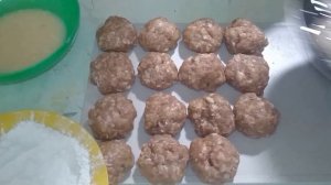 Биточки по кишинёвски