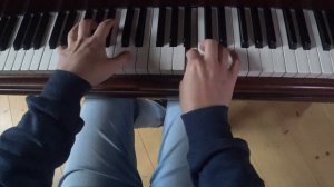 Как видит клавиши Пианист во время исполнения Шопен прелюдия Ми минор