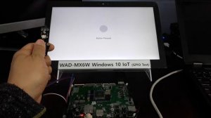 Testing GPIO Interrupt on i.MX6Q board running Windows 10 IoT Core OS.