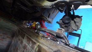 замена шаровой опоры OPEL ASTRA G