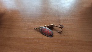 Вращающаяся блесна Mepps Comet. Обзор уловистой вращалки