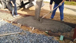 Бетонирование въезда на участок