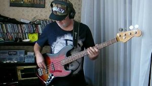 Fender Jazz Bass 62 Japan Vintage Reissue’93 performed by Victor Levchenko