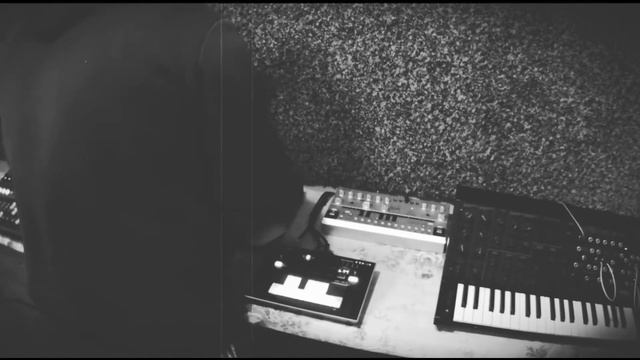 Techno.Behringer RD-8?,Roland TR-8!,Bassline TD-3/TB-3,Synthesizer Fx смотреть онлайн