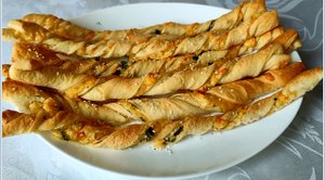 ТРУБОЧКИ С СЫРОМ И ЗЕЛЕНЬЮ! Вкусная закуска на скорую руку!