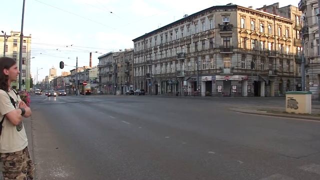 Лодзь движение Traffic in Łódź (Polska, Poland) смотреть онлайн