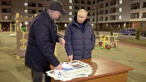 «Никто не поседел»: Песков высказался о поездке Путина в Мариуполь
