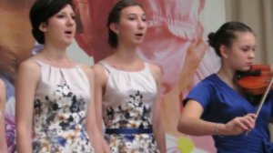 Поздравление с Днем матери от хора Домодедовской школы №7.  ГДКиС "Мир".