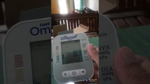 UNBOXING / review OMICRON RAK289 Blood Pressure Monitor (arm type)