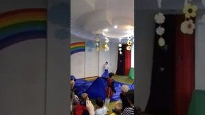 Танец с тканью. Музыкальный спектакль "Кораблик"