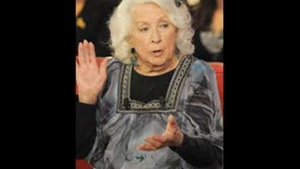 Danielle Darrieux Sings "Petite Fleur"
