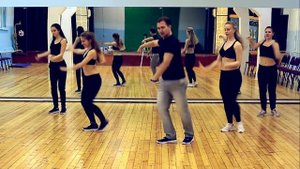Maitre Gims ~Bella ~ Dance Fitness Choreography by Alex