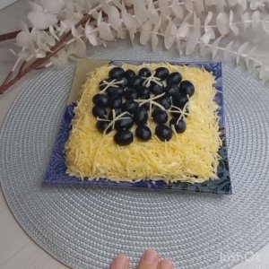 салат " Первый снег"