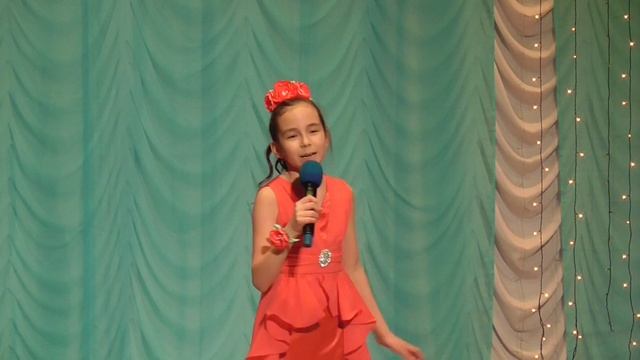 Канюкова Ангелина . Песня о маме. Слова: А. Афлятунова. Музыка: В. Канищев смотреть онлайн