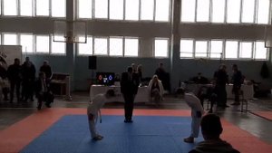 Первые спаринги Вани по каратэ