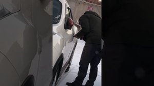 Вскрытие двери Nissan Juke?