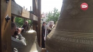 В Жировичах освящен самый большой колокол Беларуси!