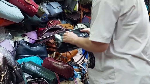 НОВАЯ ШИКАРНАЯ КОЛЛЕКЦИЯ ?1 ЧАСТЬ?КРАСИВЫЕ ИТАЛЬЯНСКИЕ СУМКИ У ОКСАНЫ смотреть онлайн