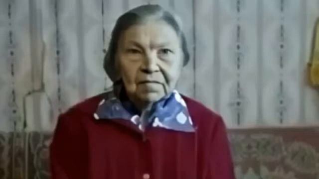 Антонина Ивановна сидит и молчит