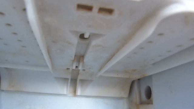 Почему стиральная машина не забирает кондиционер?