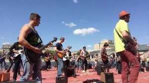 Bon Jovi - Livin' on a prayer. Rocknmob 8