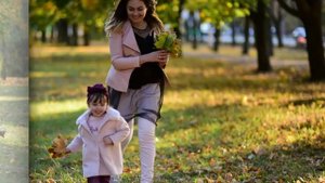 Диалог мамы и дочки "Что такое осень"