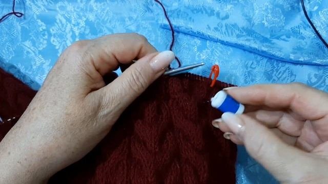 Как вывязать выточки на полочке по рисунку косы. Подробный МК. Пальто для Светланы. Часть 2.