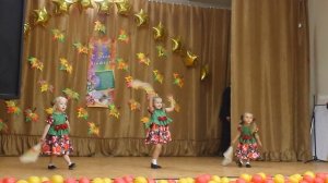 Поздравление с Днем Учителя от воспитанников детского сада.