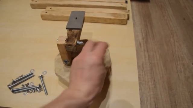 Штатив Своими Руками / Деревянный штатив для фото и видео камеры