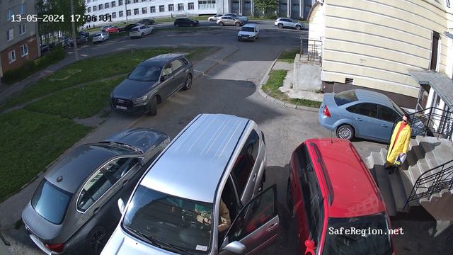 2024.05.13 Московский_машина убежала