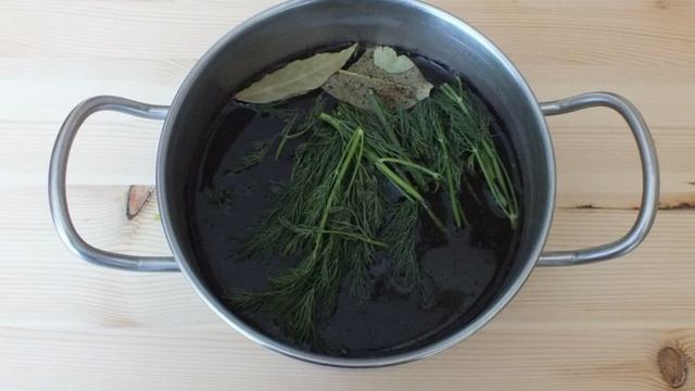 Квашеные баклажаны с капустой