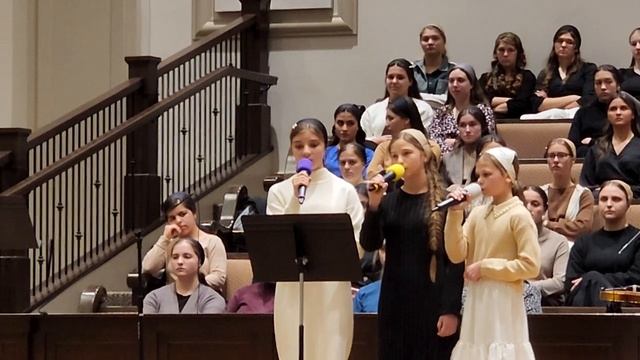 Ты меня никогда не оставишь... София Пулукчу с друзьями. // Ковчег Спасения. смотреть онлайн