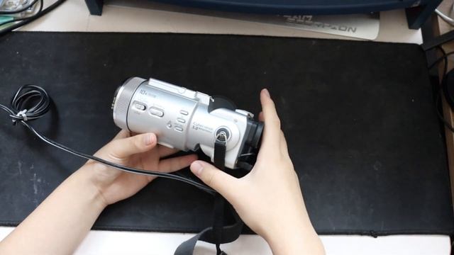 소니 DSC-F717를 집에서 찾았습니다 смотреть онлайн