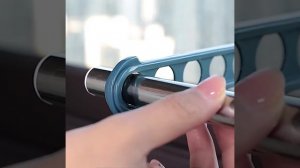 Вешалка (сушилка) для одежды на окно