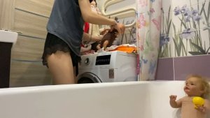 Есения упала в ванной | День с 2 реборнами - Лёва и Есения