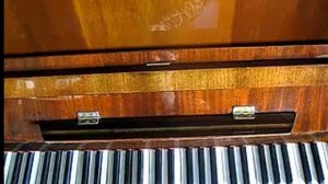 Очарована - околдована.  Как играть на пианино