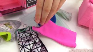 Видео для девочек - Барби собирается на вечеринку - Игры одевалки