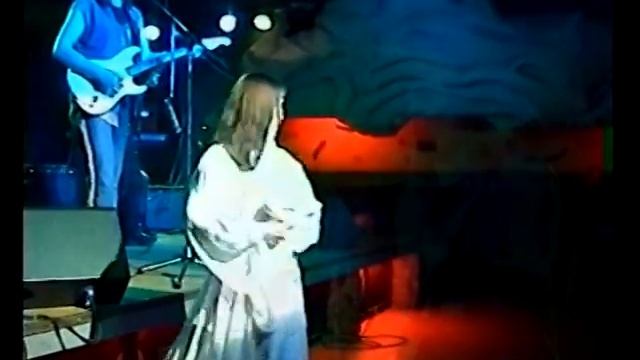 Камера Обскура "Бывает День" (2007) смотреть онлайн