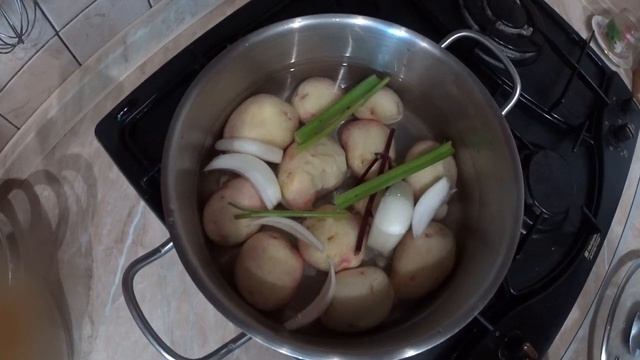 КАРТОФЕЛЬ МОЛОДОЙ , ВКУСНО ПРИГОТОВИТЬ. смотреть онлайн