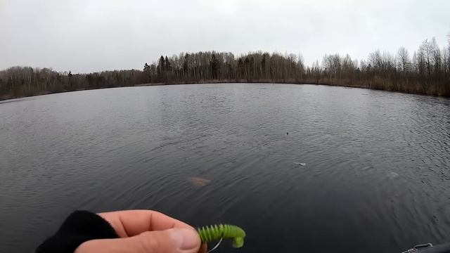 Эта Приманка и Проводка работает Перед Ледоставом !!! Рыбалка на щуку без эхолота. Озеро на карте ! смотреть онлайн