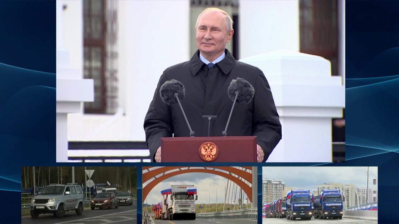 Владимир Путин принял участие в торжественной церемонии запуска движения по трассе М-12